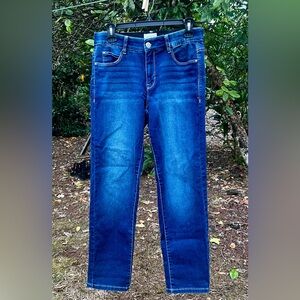 Angels Forever Young Everluxe Lift Straight Jeans, SZ 6, BNWOT